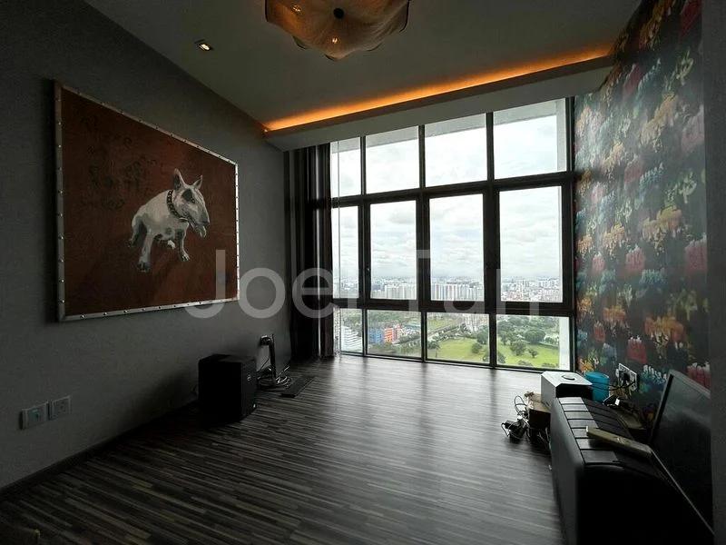 4 Bed Condo for Sale in  Southbank - Image 1